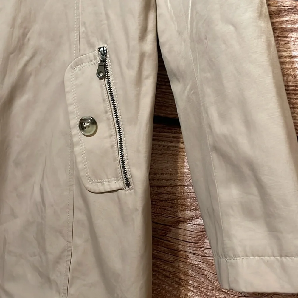 DKNY trench coat - Picture 4 of 13